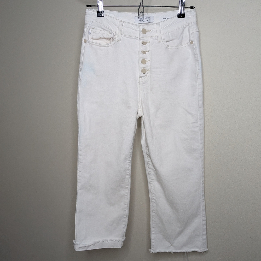 Judy Blue White Cropped Jeans